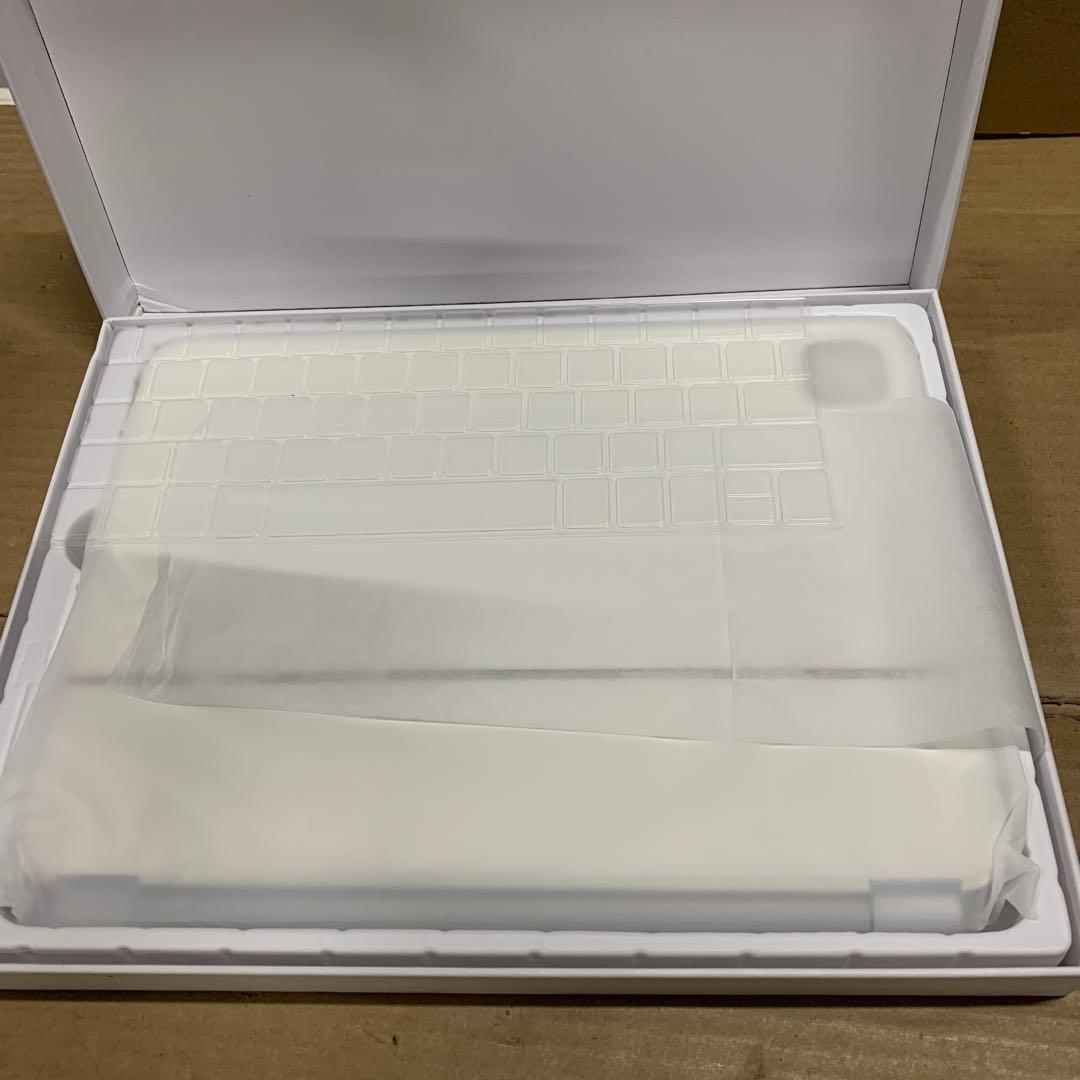 新品　マグネット式 iPad 10.9インチ キーボード ケース ホワイト