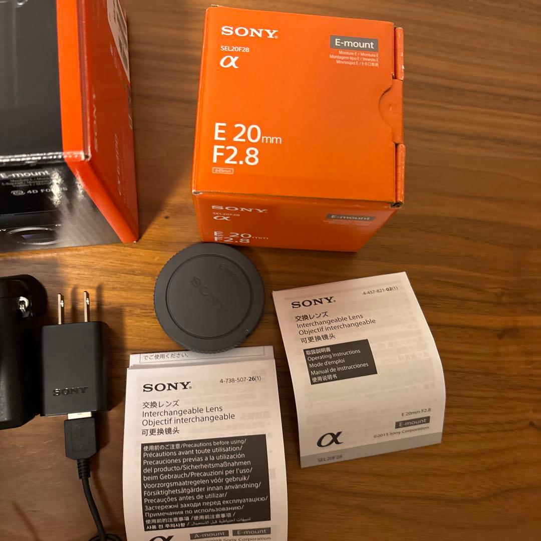 値下げ中！SONYα6400ボディSONY E20mmF2.8単焦点レンズセット