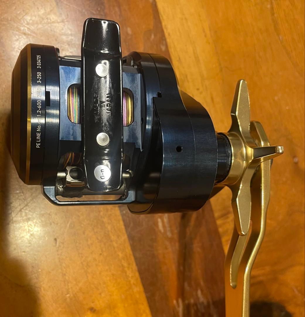 SALTIGA IC 300H-SJ ベイトリール