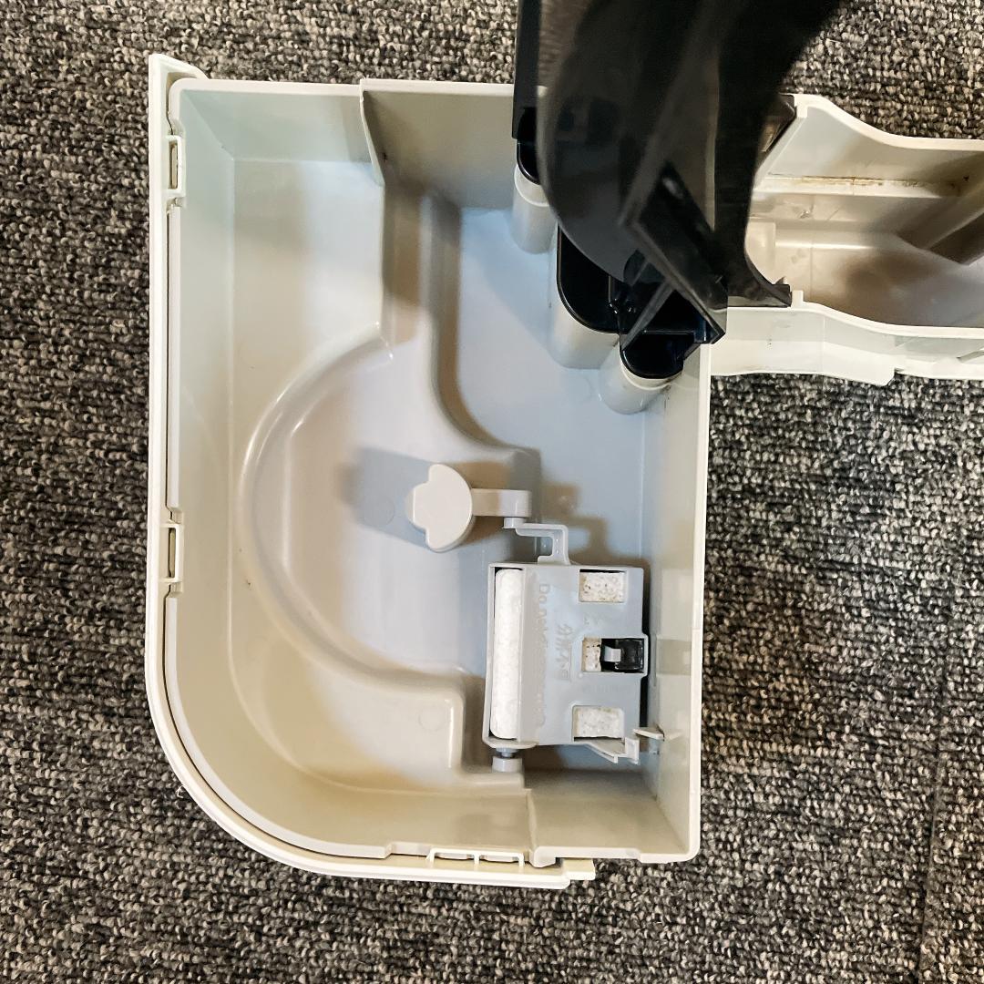 19年製　DAIKIN ダイキン 空気清浄機 MCK70WY-W