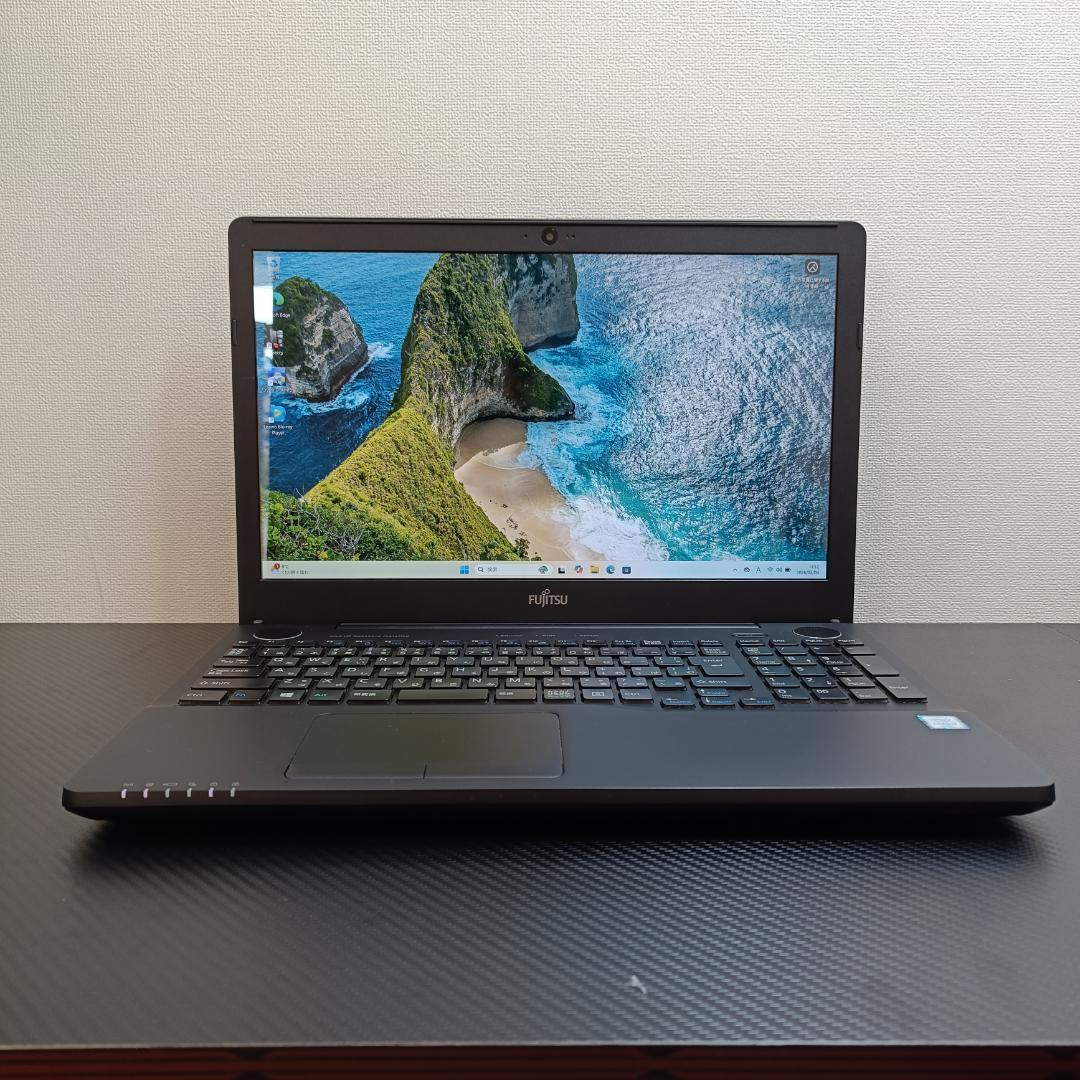 ノートPC Windows11 Core i7 SSD メモリ8GB 富士通 黒