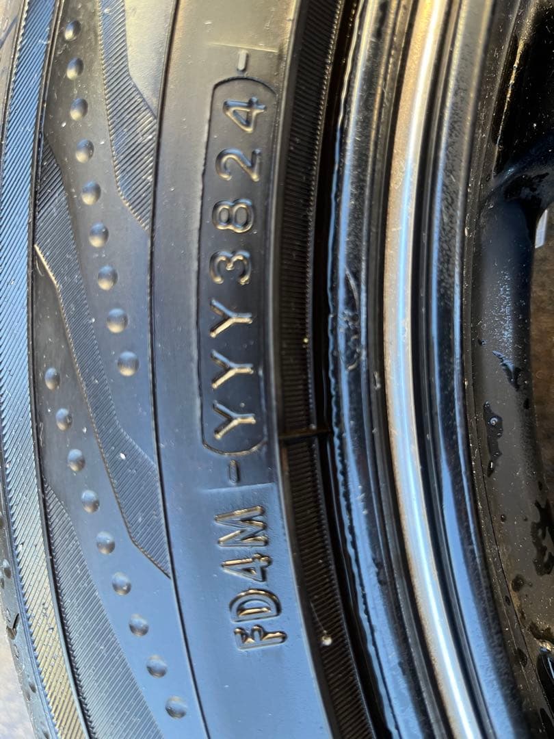 ヨコハマ ブルーアース付 17インチ タイヤホイール4本 ガリ傷あり 送料込