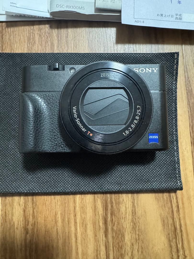 SONY コンパクトデジタルカメラ RX100M5