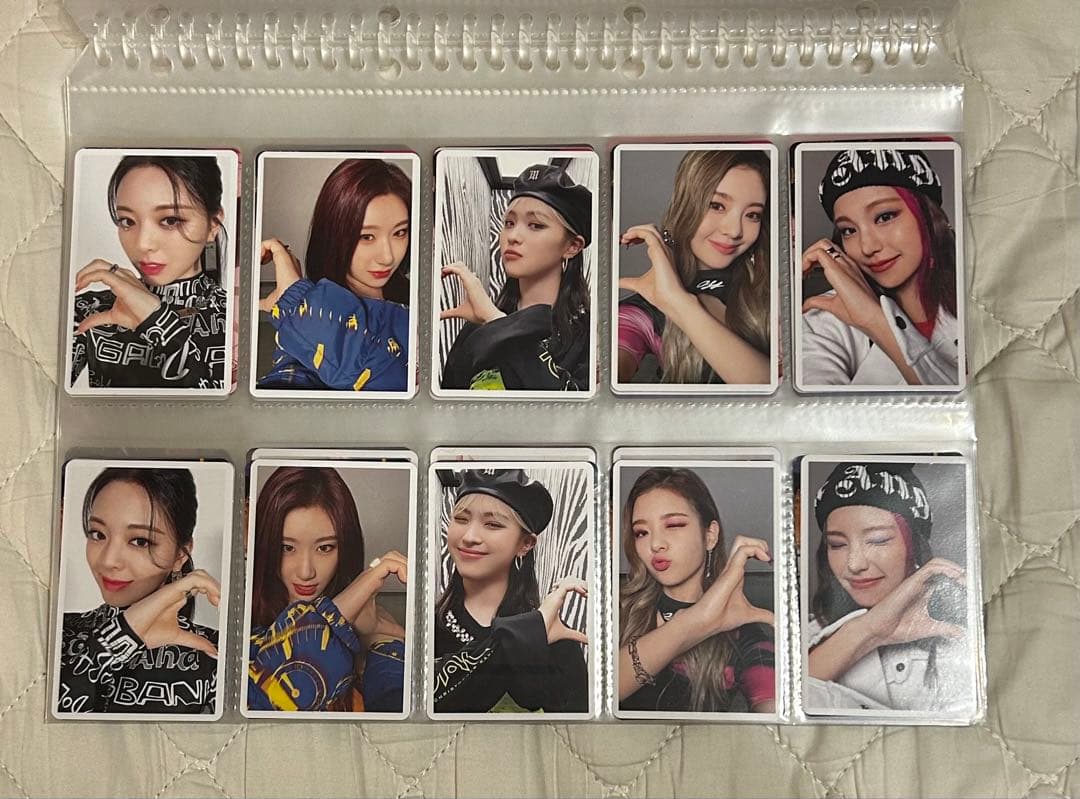 ITZY トレカ　メンバーごとのバラ売り⭕️ JAPAN アルバムトレカ