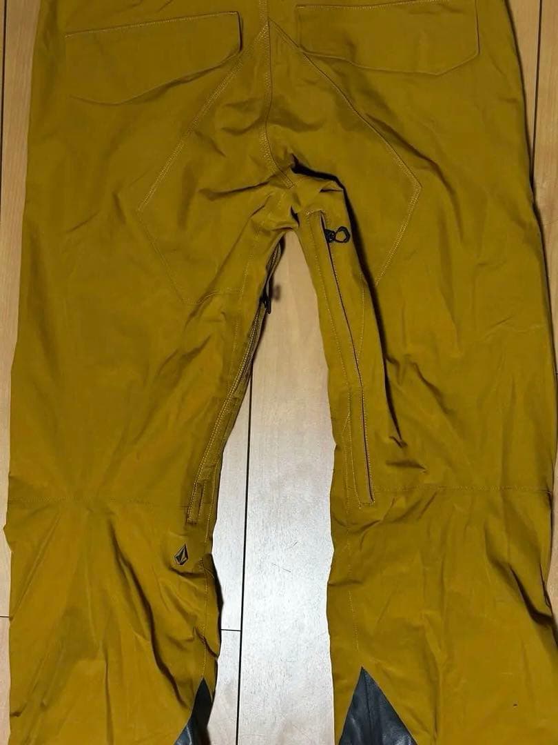 VOLCOM スノーボード ビブパンツ　未使用