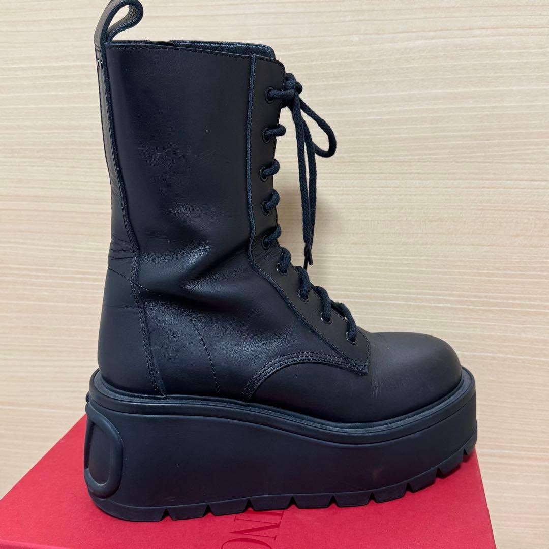 valentino ヴァレンティノ　Vロゴ　厚底　レースアップブーツ