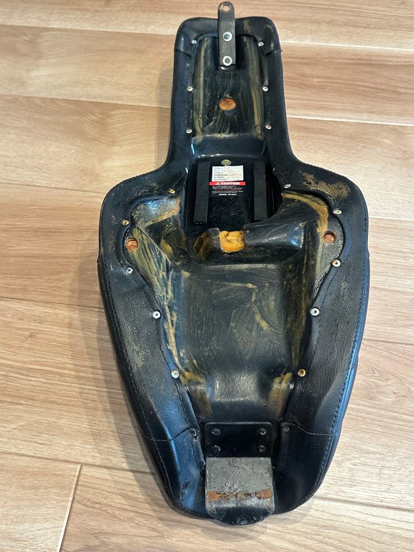 【スポーツスター】イージーライダース　コブラシート　ダイヤ　ハーレーダビッドソン