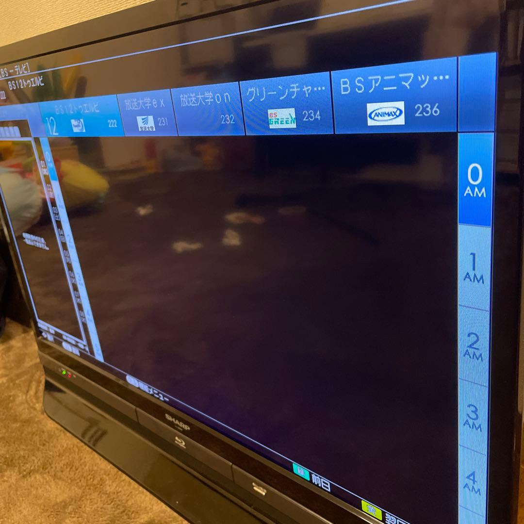 ブルーレイレコーダー、HDD500GB内蔵 32型 シャープ LED液晶テレビ