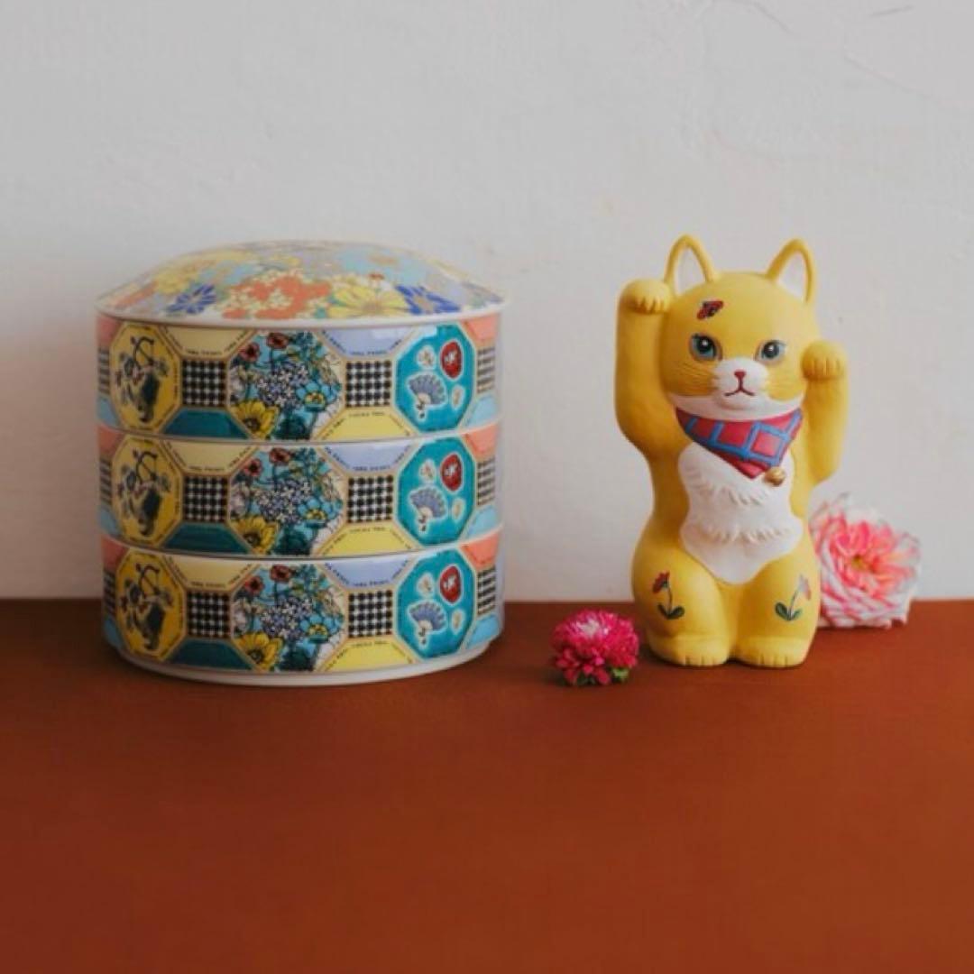 アフタヌーンティー　ナタリー レテ 九谷焼　三段重　重箱　皿　食器