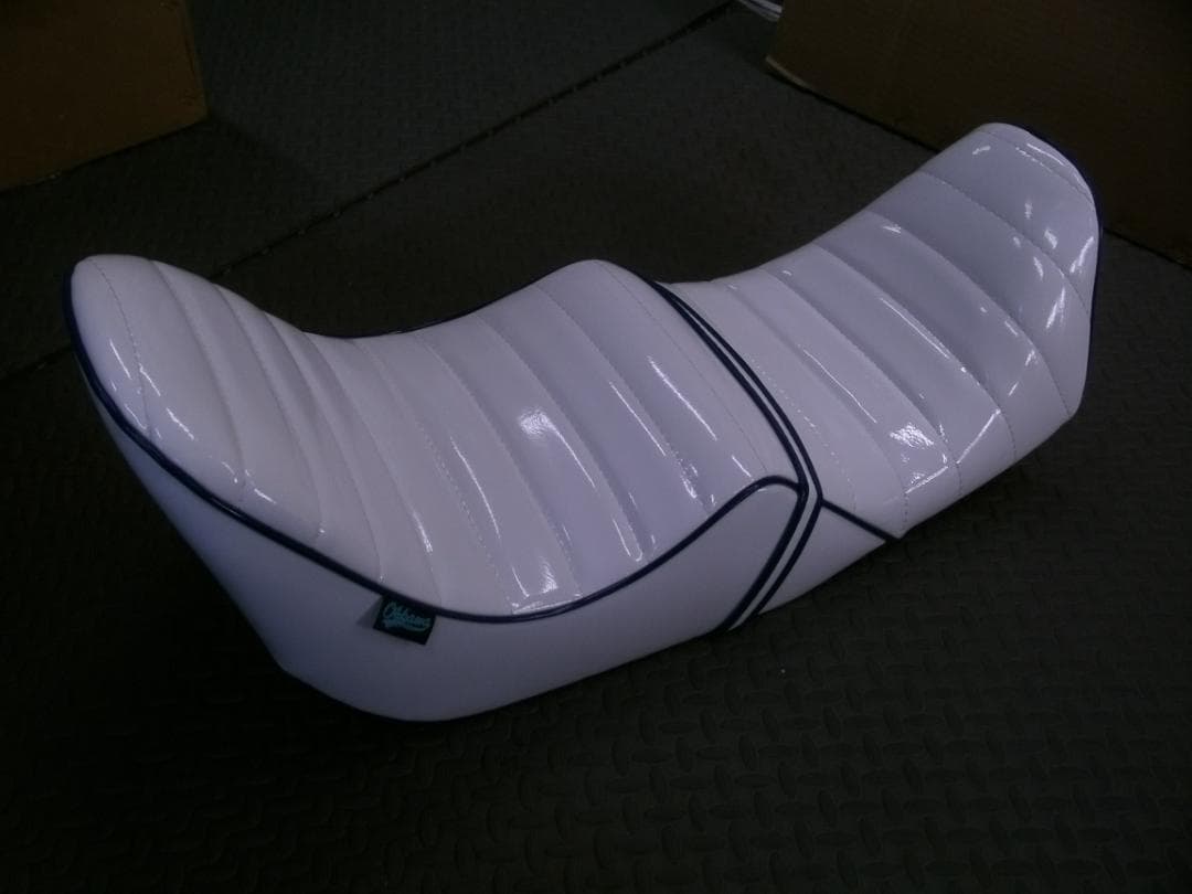 GSX250E GSX400E ゴキ　20センチUP　三段シート　オオカワシート