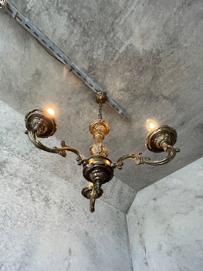 29. フランス アンティーク シャンデリア 3灯 キャンドル ライト 吊り下げ