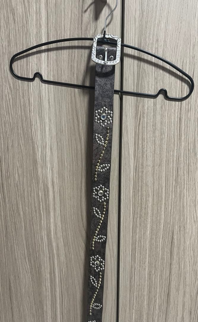 HTC 似 スタッツナローベルト フラワー