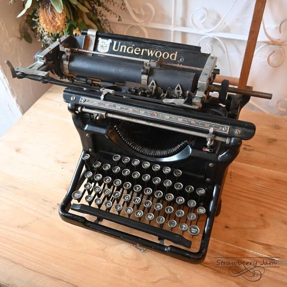 L3705-20 英国アンティーク UNDERWOOD タイプライター 店舗什器