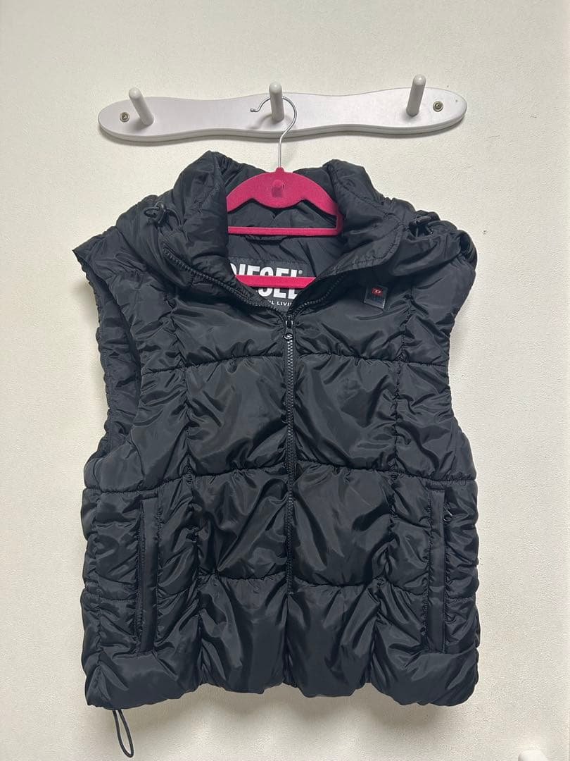 DIESEL フード付きダウンベスト Sサイズ