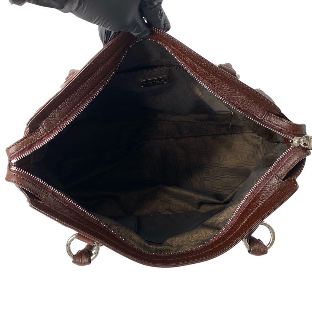 バッグ Ferragamo Gancini leather handbag