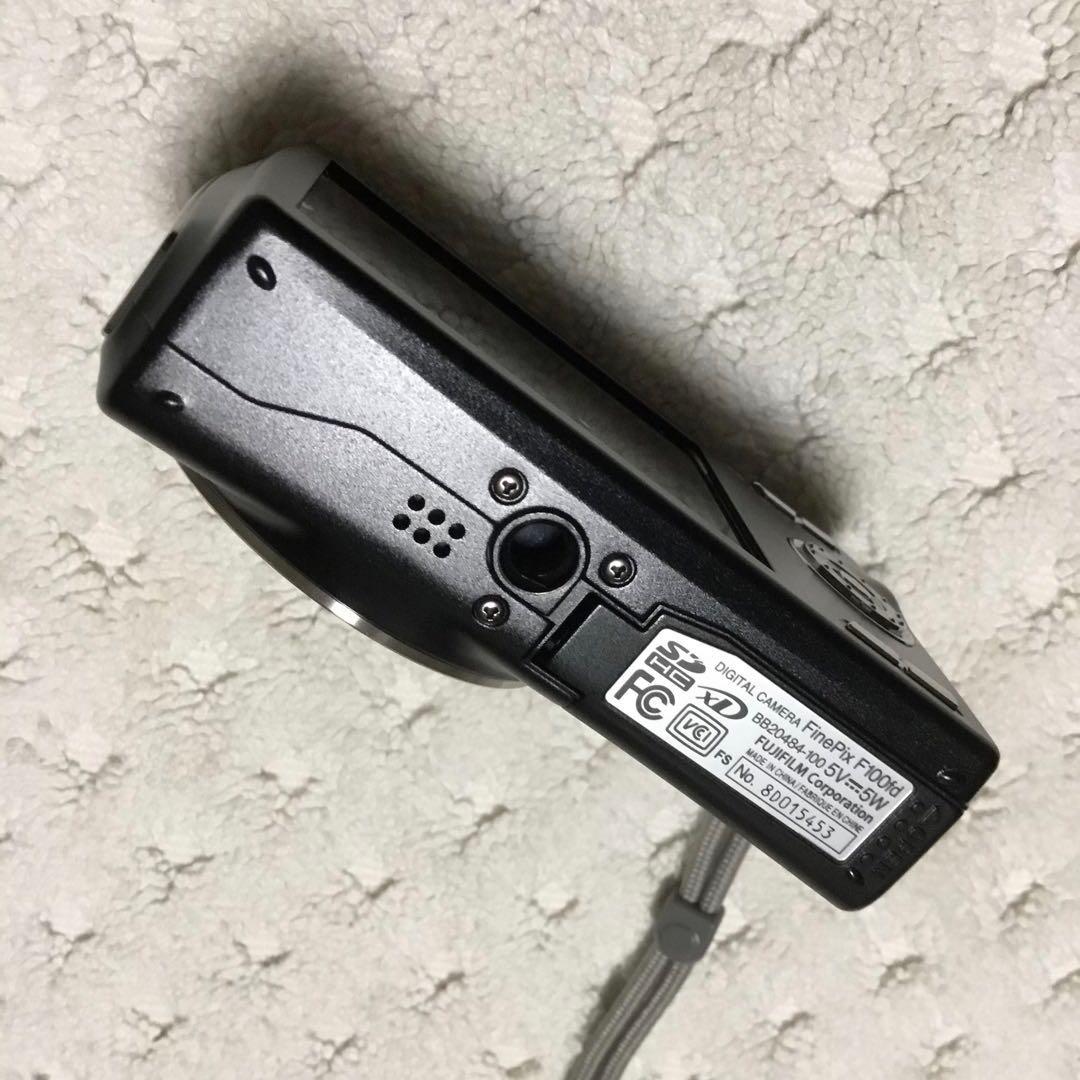 デジタルカメラ Fujifilm FinePix F100fd