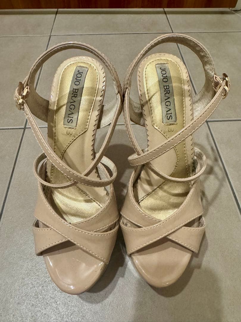 【美品】JOJO BRAGAIS ヒール 脚長効果 エレガント 入手困難