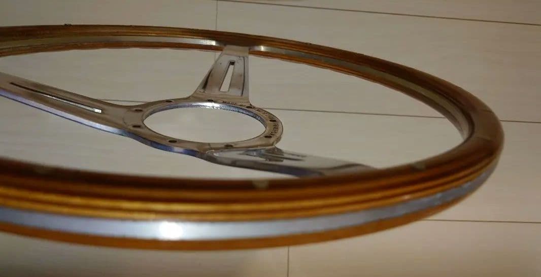 送料込み LECARRA レカラ ウッドステアリング 当時物 訳あり