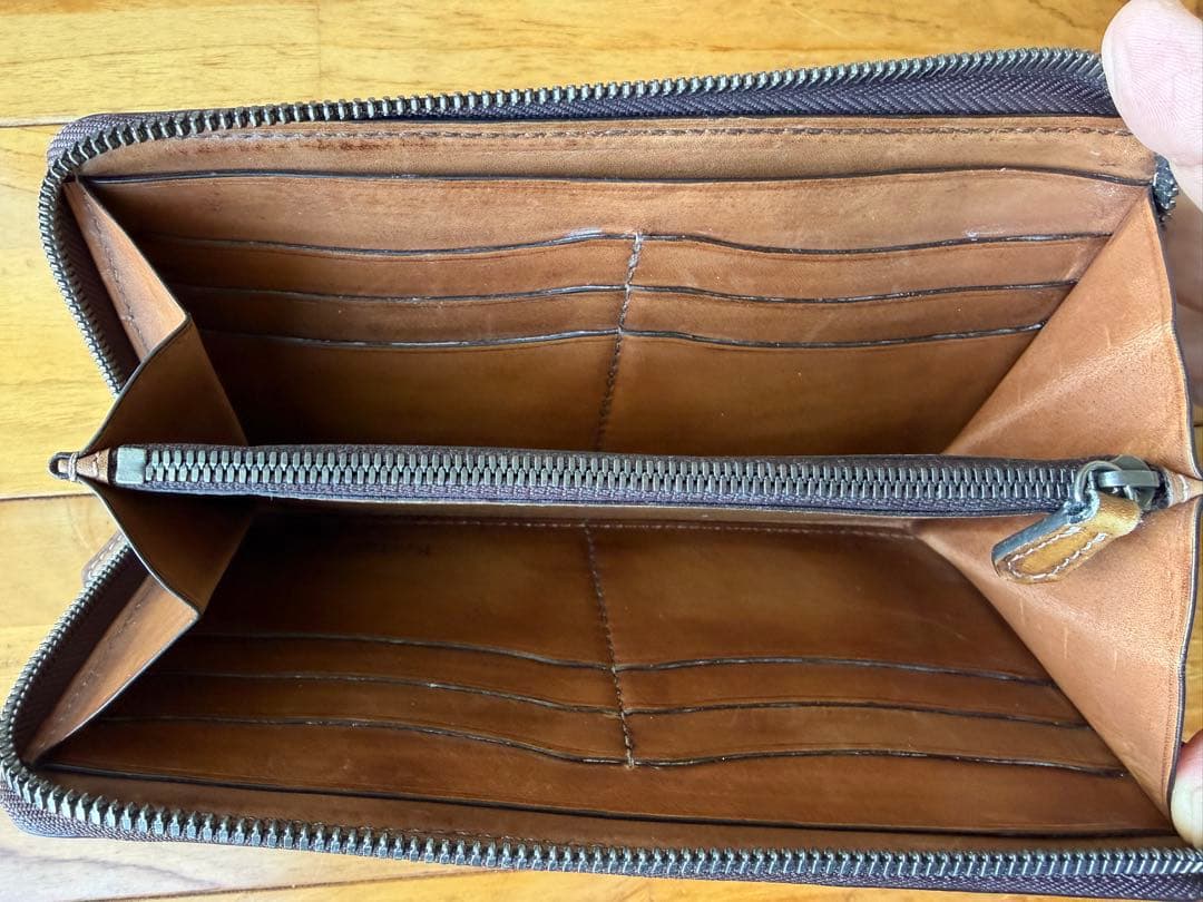 Berluti（ベルルッティー） ブラウンレザー長財布