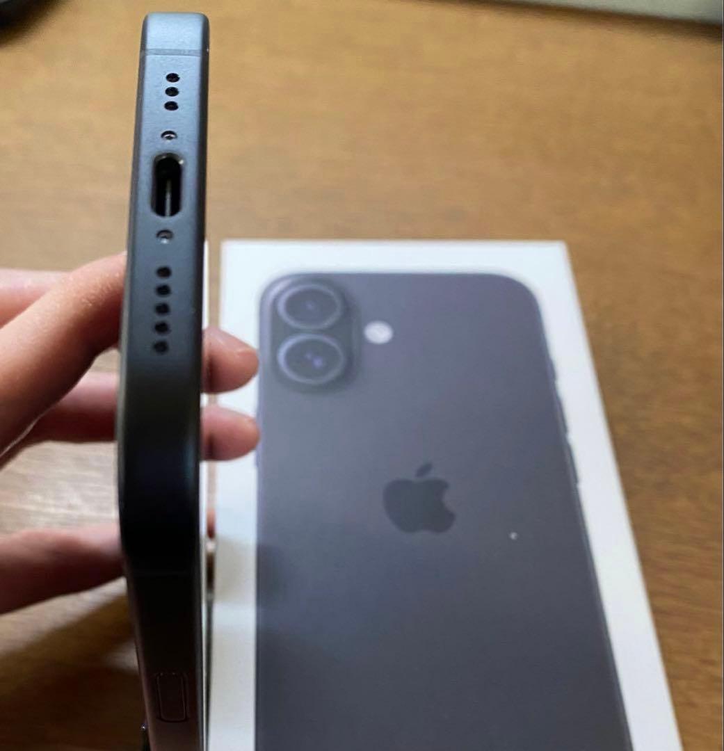 Apple iPhone16 ブラック 128GB(説明書、simピンなし)