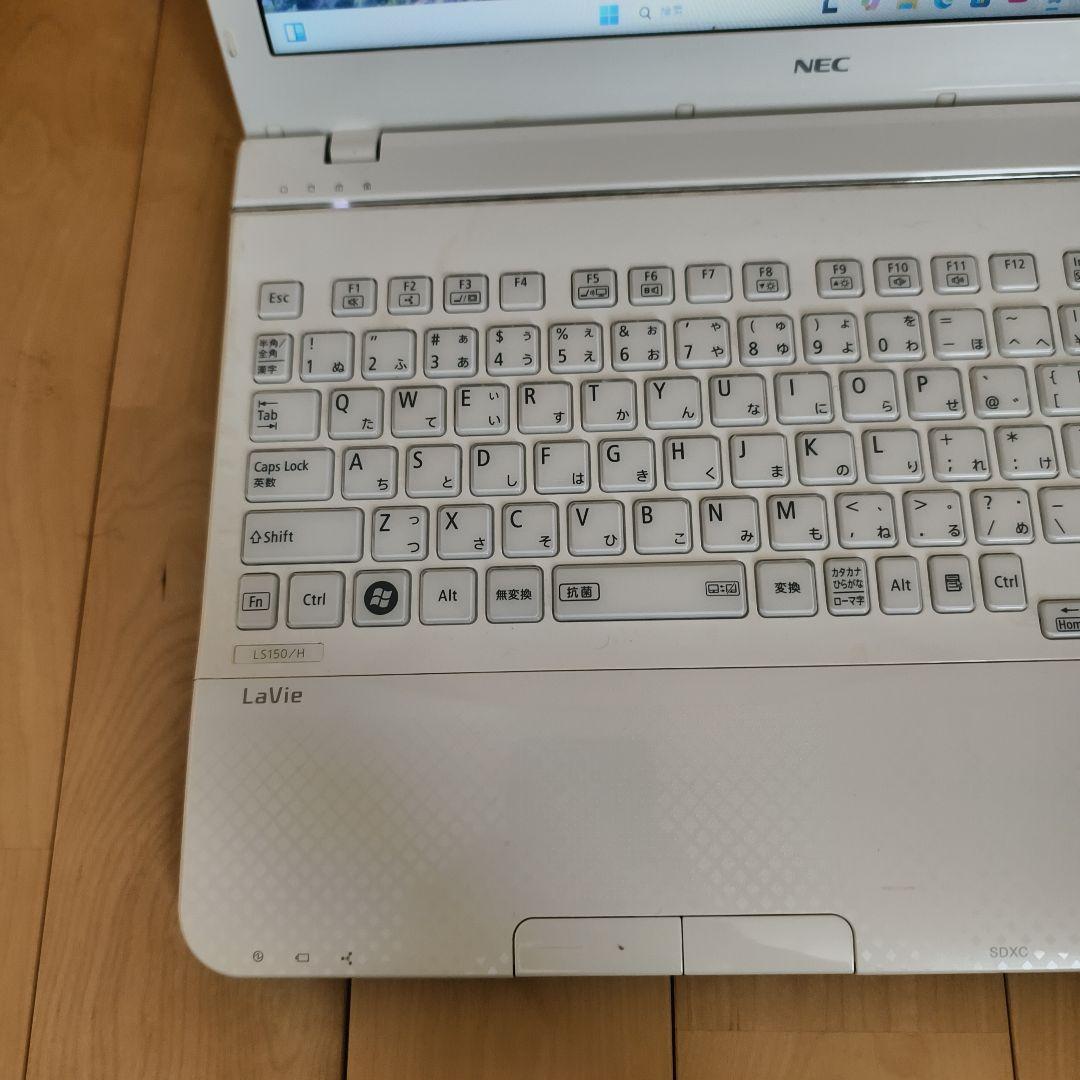 【極美品キーボード】爆速SSD✨最新Win11/ホワイト/初心者向け/マウス付属