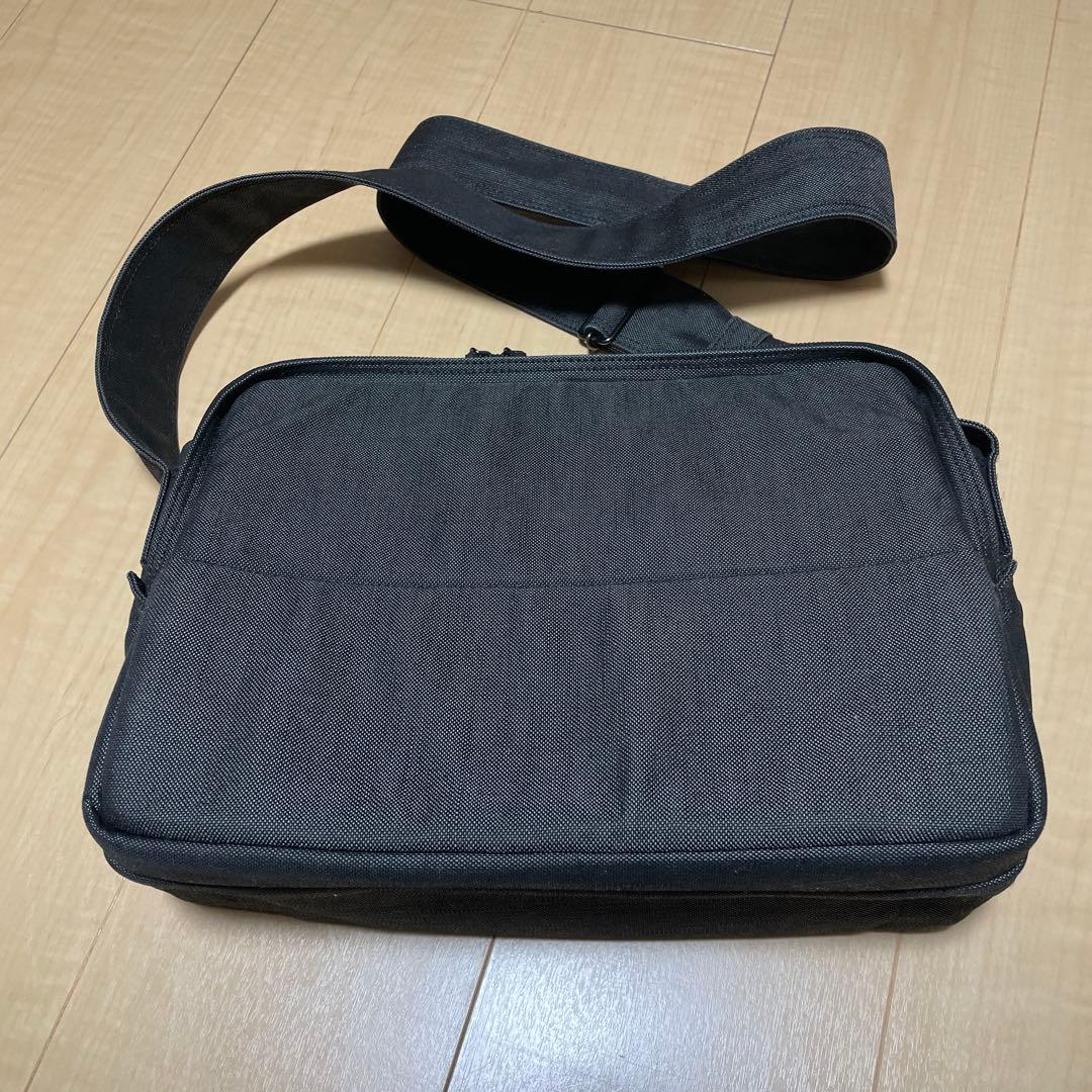 PORTER　Apple Store限定モデル　スモーキー　ショルダーバッグ　黒