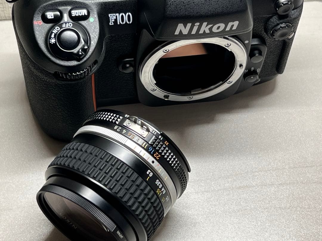 Nikon F100 + レンズ2本