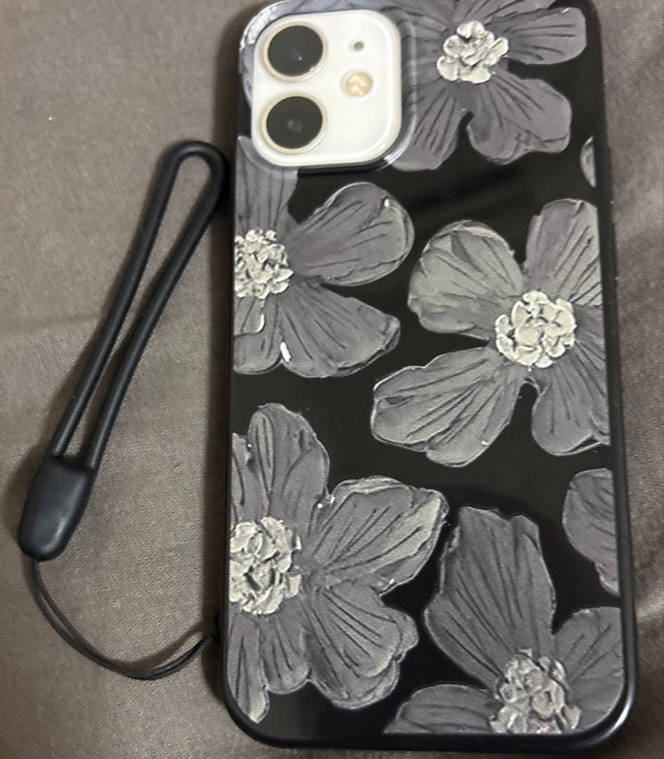 iPhone 12mini フラワーケース付き　早い者勝ち