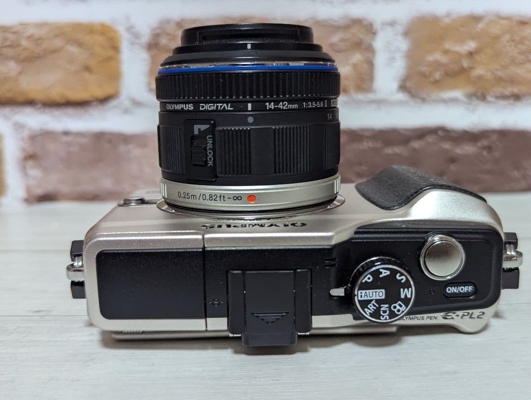OLYMPUS PEN E-PL2 本体＋レンズ バッテリー付 動作確認済