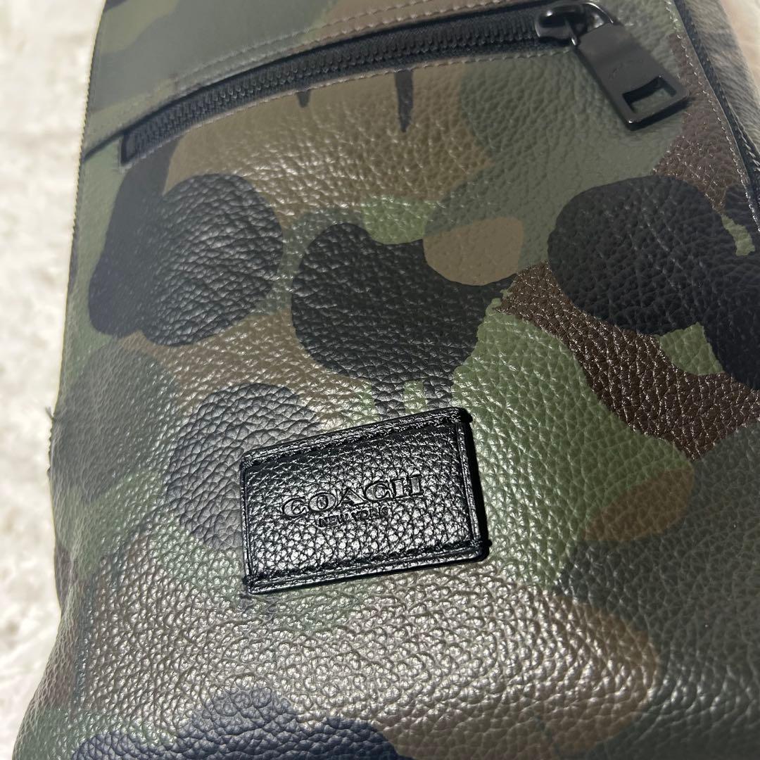極美品 限定モデル コーチ COACH レザー ワイルドビースト ボディバッグ