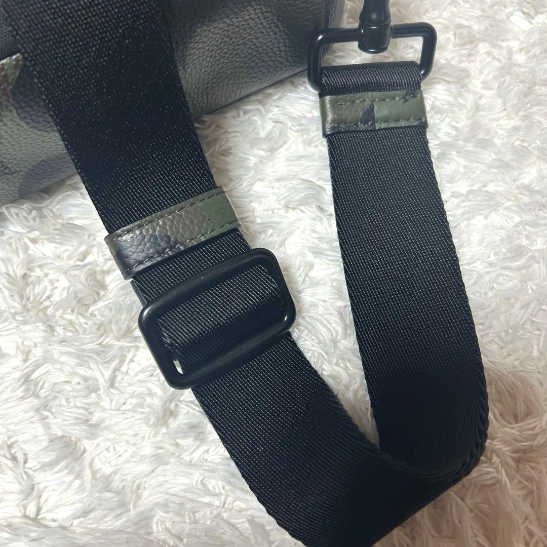 極美品 限定モデル コーチ COACH レザー ワイルドビースト ボディバッグ