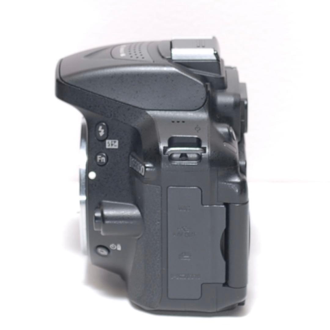 ✨初心者におすすめ✨Nikon D5300✨シングルレンズ✨Wi-Fi機能搭載