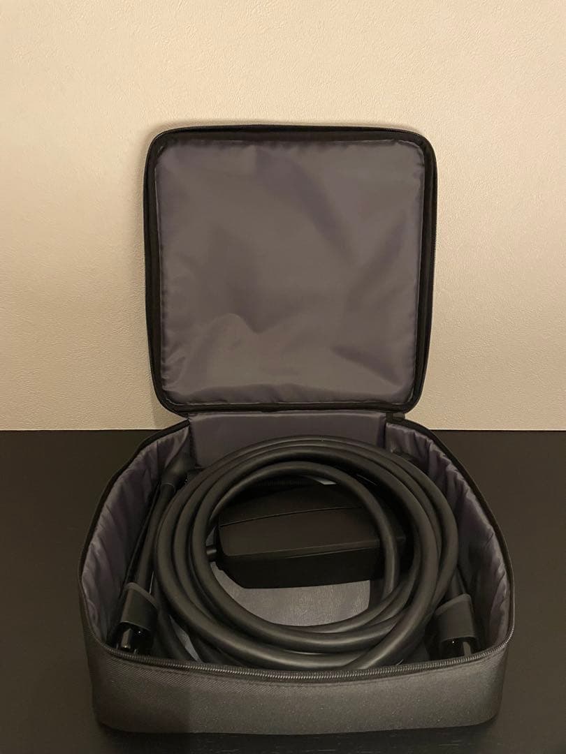 【新品・未使用】テスラ モバイルコネクタ GENⅡ ブラック ケース付