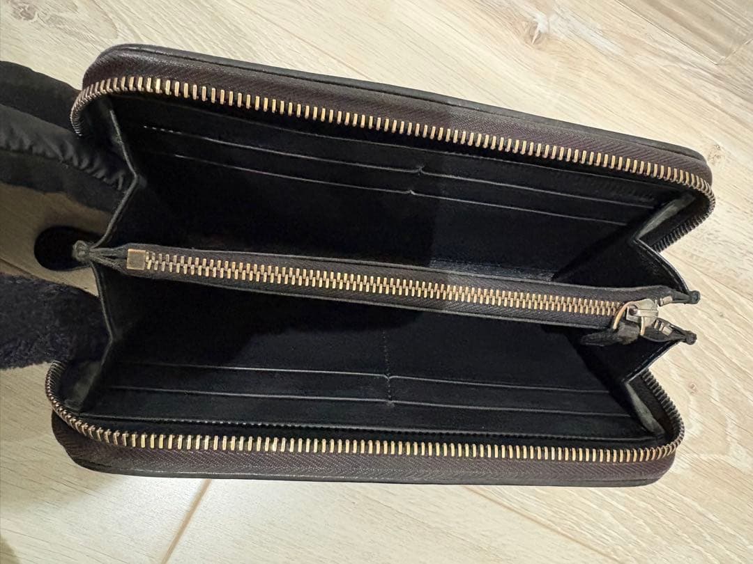 m*u様 ボッテガヴェネタ イントレチャート 長財布 ラウンドジップ ブラック