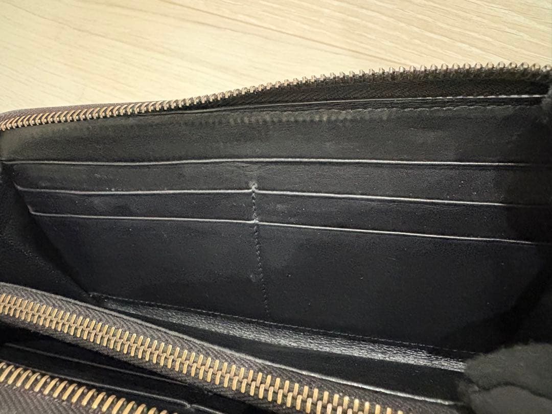 m*u様 ボッテガヴェネタ イントレチャート 長財布 ラウンドジップ ブラック