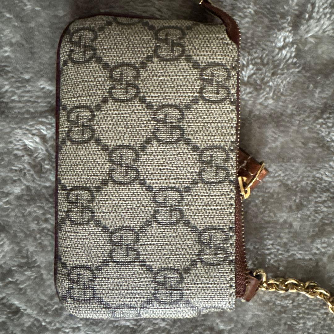 GUCCI メタルキーフック　ジップ