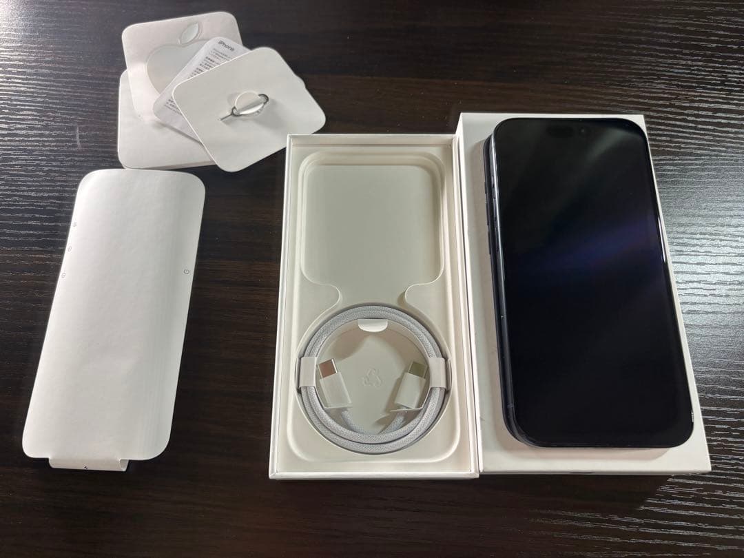 【極上美品/本体傷なし】iPhone15Pro256GB★Moft X＆ケース付