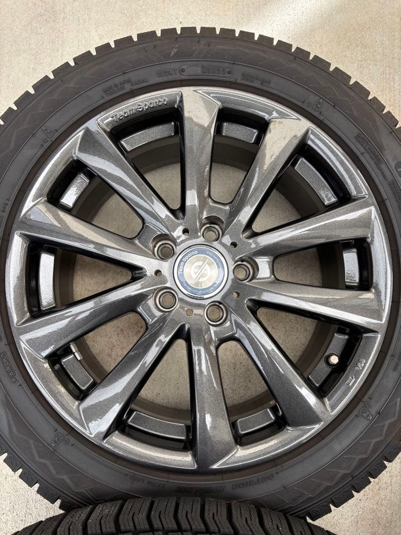 【匿名送料込】 バリ溝！2022年製アウディTTスタッドレスタイヤ