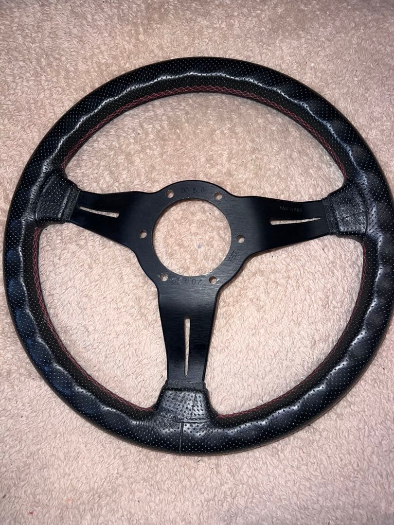 NARDI ナルディ　ディープコーン　33パイ　ステアリング