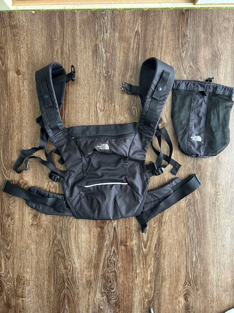 カッチャン　The North Face 抱っこひも ブラック
