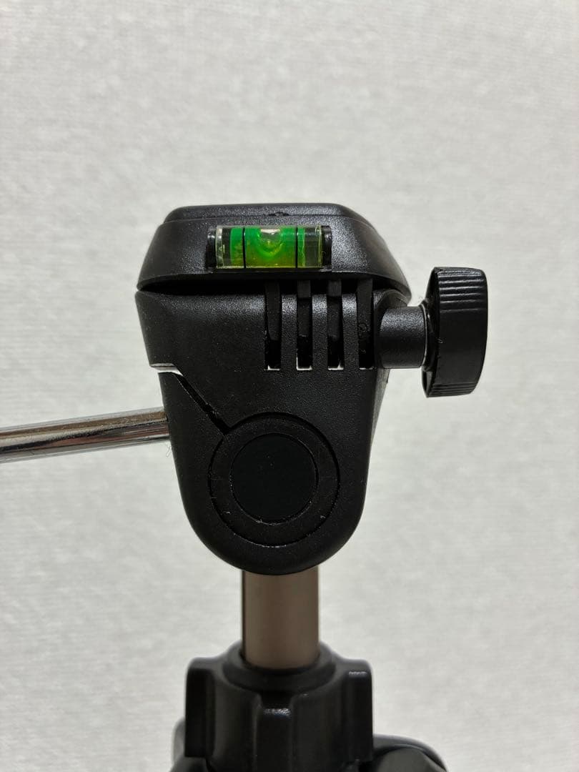 SONYハンディカム HDR-CX670 三脚・予備バッテリー付 フルHDカメラ