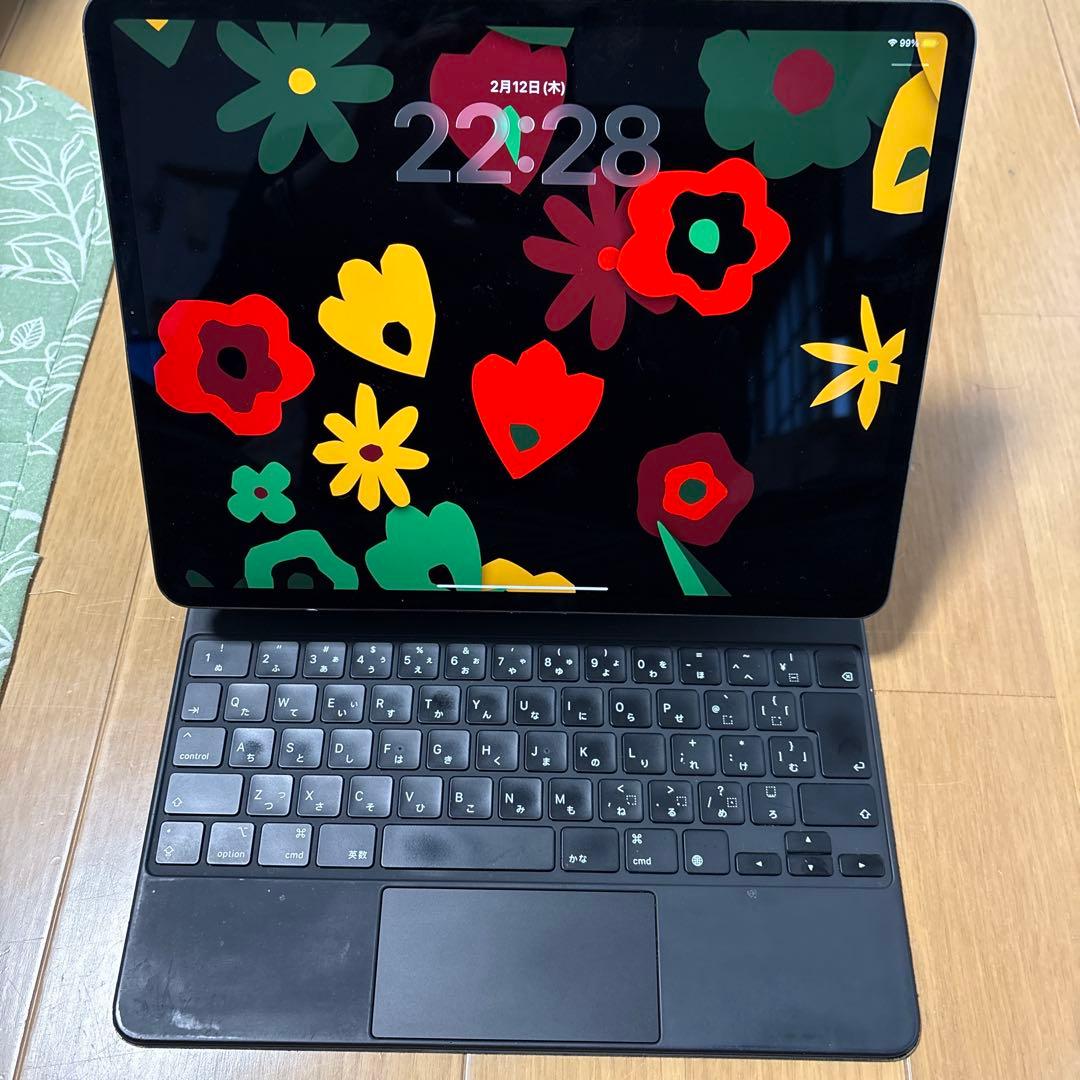 iPad Pro 12.9 第3世代Magic Keyboard付き