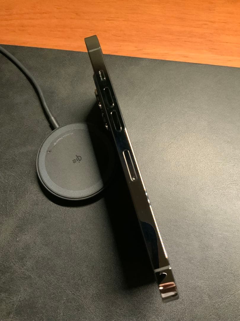 【美品】iPhone 13 Pro 256GB グラファイト おまけ:ケース3個