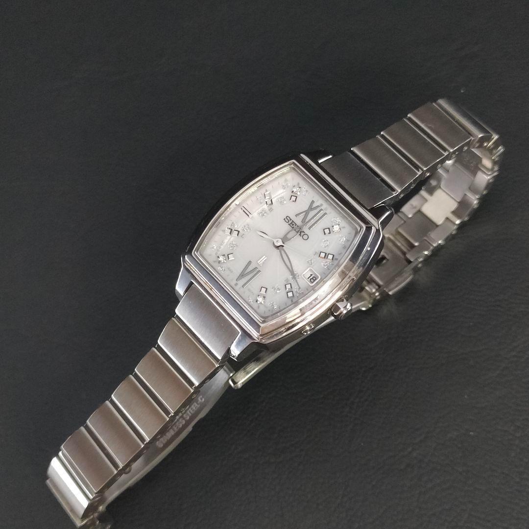 限定品ことリップコラボ　SEIKO　セイコー　lk　ホワイト　シルバー　ソーラー