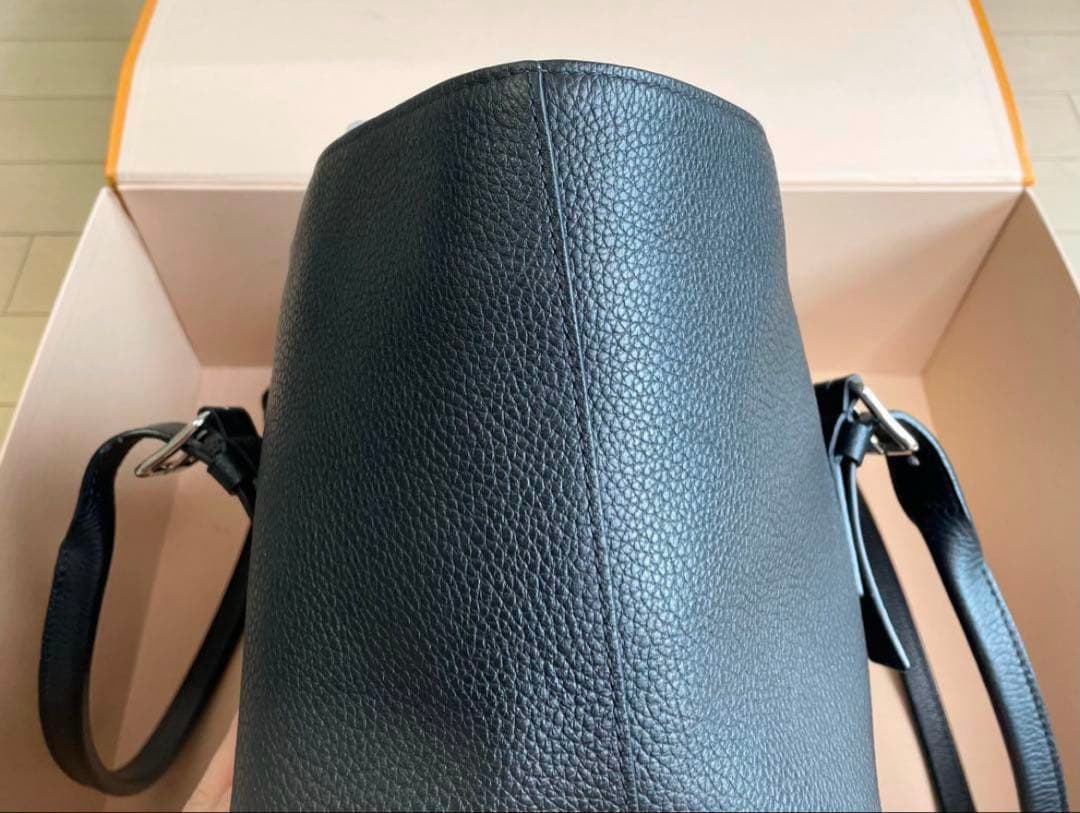 メリー Louis Vuitton Kabas Voyage トリヨン