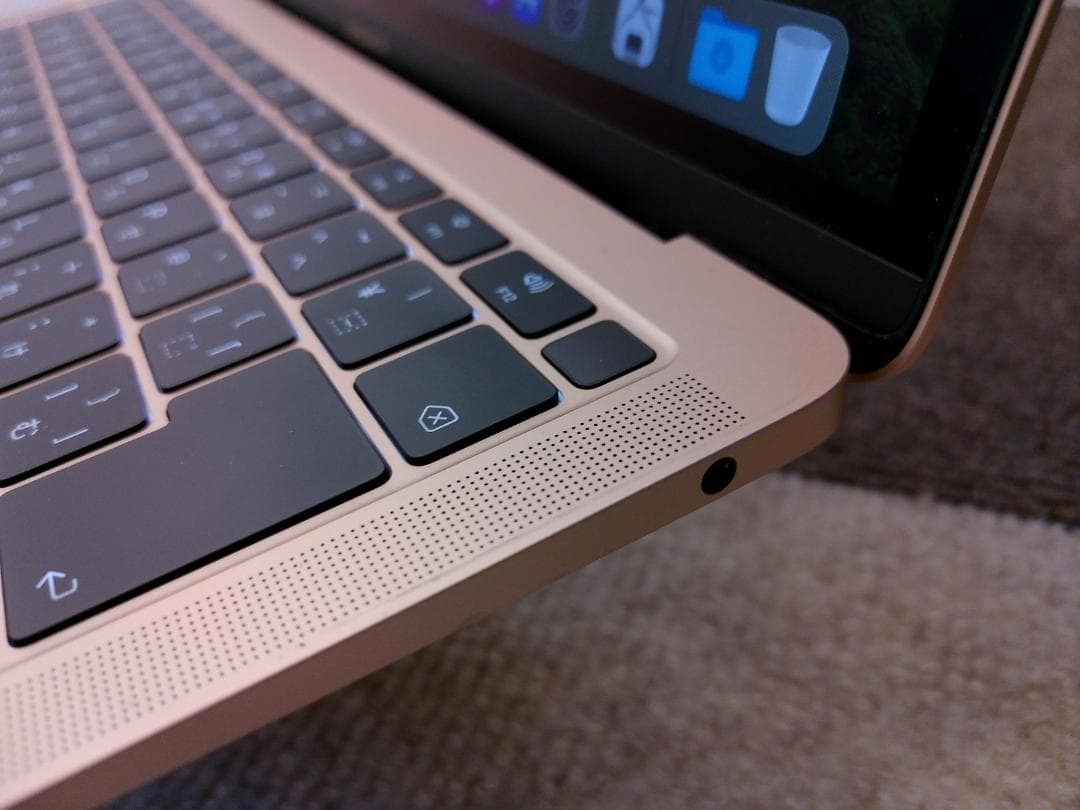 『美品』 MacBook Air2019 A1932 13㌅ バッテリー良好