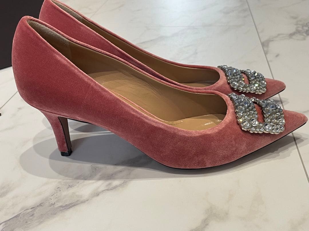 美品　PELLICO（ペリーコ）　ベルベットパンプス　ピンク