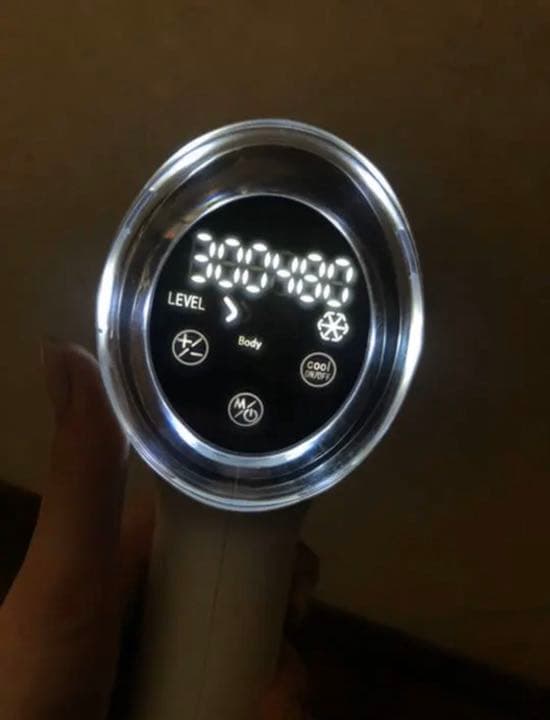 MUSEE PLATINUM 家庭用光美容器