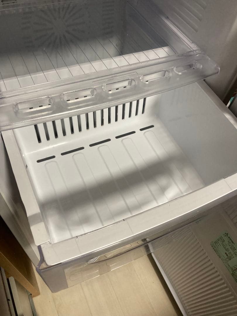 三菱　ノンフロン冷凍庫　MF-U12B-S　121L 冷凍庫