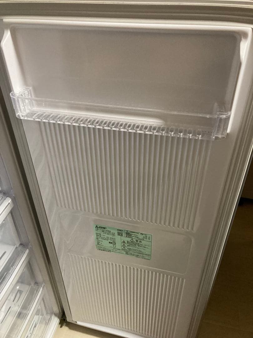 三菱　ノンフロン冷凍庫　MF-U12B-S　121L 冷凍庫